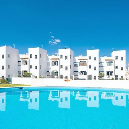 Apartamento Amparo-T2 C/Piscina Карвоейро Екстериор снимка