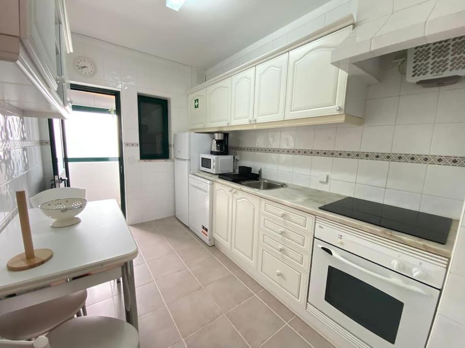 Apartamento Amparo-T2 C/Piscina Карвоейро Екстериор снимка
