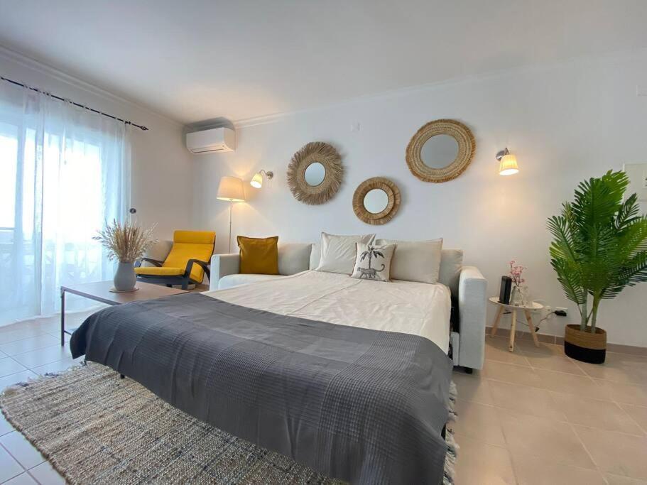 Apartamento Amparo-T2 C/Piscina Карвоейро Екстериор снимка