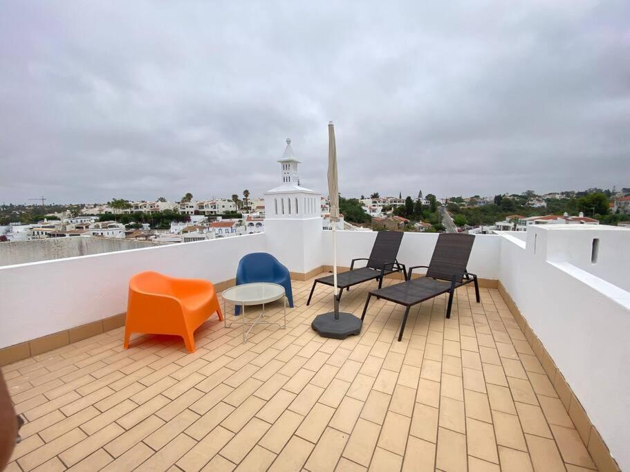Apartamento Amparo-T2 C/Piscina Карвоейро Екстериор снимка